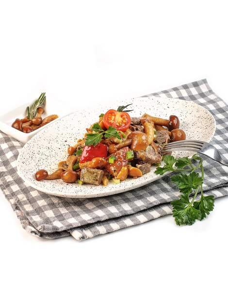 Тарелка с домашним блюдом